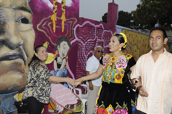 En Tehuantepec, Oaxaca, rinde Yesenia Nolasco informe de 100 ... - Cortamortaja, Agencia de Noticias