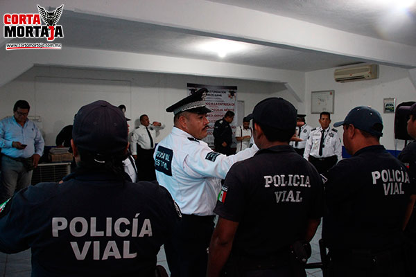 Policias2